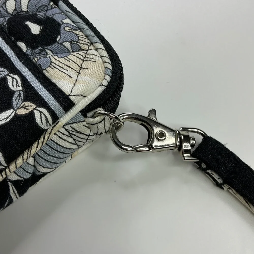 Vera Bradley Camellia Black Floral Wristlet Wallet Women Small Quilted